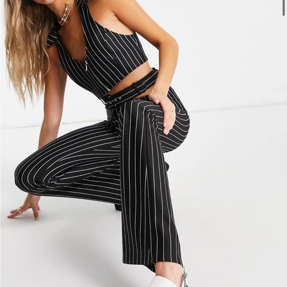 ASOS Pants - New in packaging!! ASOS DESIGN pinstripe flare pants with cut out..Sz 6/Med